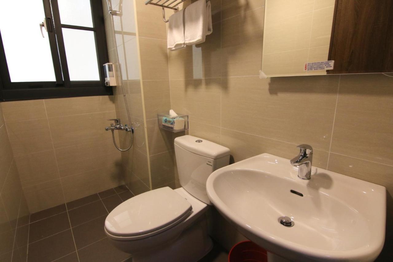 R&H B&B Donggang Bagian luar foto